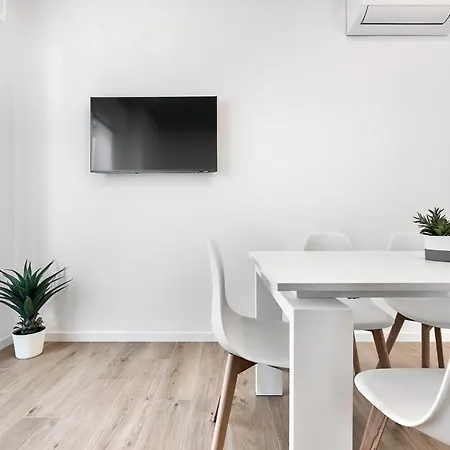 House - Host Solution Apartment *