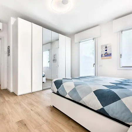 Apartment House - Host Solution